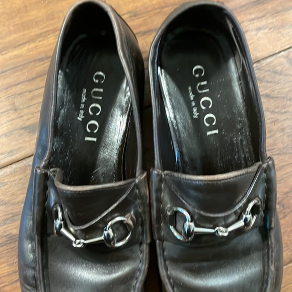 Gucci brown horsebit loafers. Size 8D - Picture 3 of 5